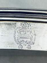 Load image into Gallery viewer, Noble English Sterling silver box, Edward Farrell, London, 1827