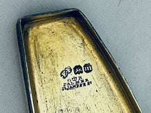 Load image into Gallery viewer, Noble English Sterling silver box, Edward Farrell, London, 1827