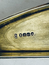 Load image into Gallery viewer, Noble English Sterling silver box, Edward Farrell, London, 1827