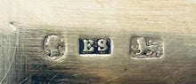 Load image into Gallery viewer, English Presentation Snuff Box, Edward Smith, Birmingham, 1861
