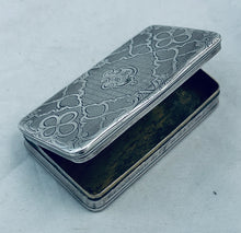 Load image into Gallery viewer, Good quality French Snuff box with military inscription, c.1850s