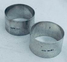 Load image into Gallery viewer, Pair of Australian sterling serviette rings, Prouds, 1926