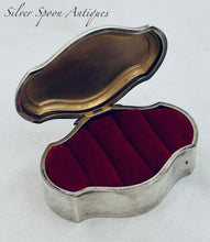 Load image into Gallery viewer, English sterling ring box, William Comyns &amp; Sons, London, 1910