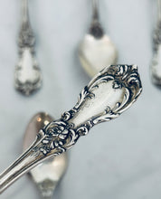 Load image into Gallery viewer, Set of 8 American sterling teaspoons, 'Burgundy' pattern, Reed and Barton