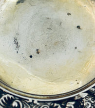 Load image into Gallery viewer, Set of four large English Georgian Salts, William Barret II, London, 1818