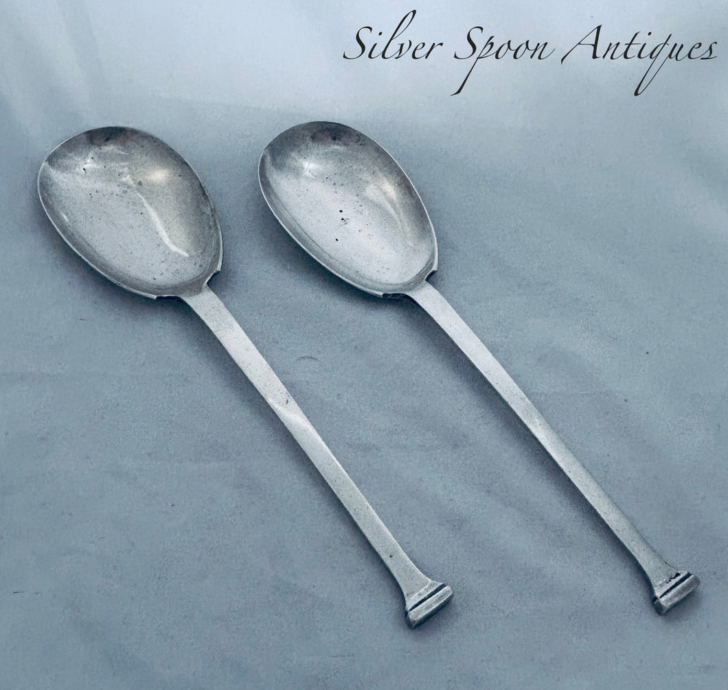 Pair of Art Deco English Sterling Serving Spoons, James Dixon & Sons, Sheffield, 1921