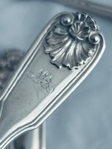 Full English Georgian sterling canteen (12), Fiddle, Shell and Thread Pattern, Traies, London, c.1835