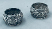 Load image into Gallery viewer, Pair of Indian colonial silver serviette rings, Cutch