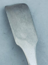 Load image into Gallery viewer, Rare Bermudan Fish Slice, George Hutchings, c.1820
