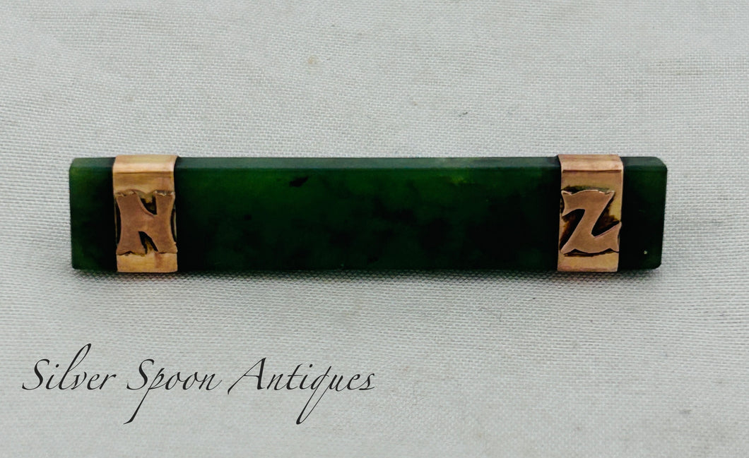 New Zealand Gold and Greenstone Brooch, c.1900-1920