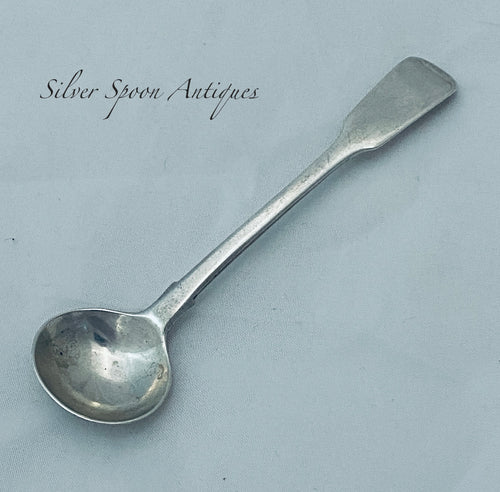 Fiddle Pattern Sterling Salt Spoon, London, 1824