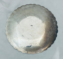 Load image into Gallery viewer, Quality Detailled Egyptian Silver Dish, Cairo, 1941-2