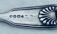 Load image into Gallery viewer, English silver Fiddle, Thread and Shell pattern butter knife, London, 1859