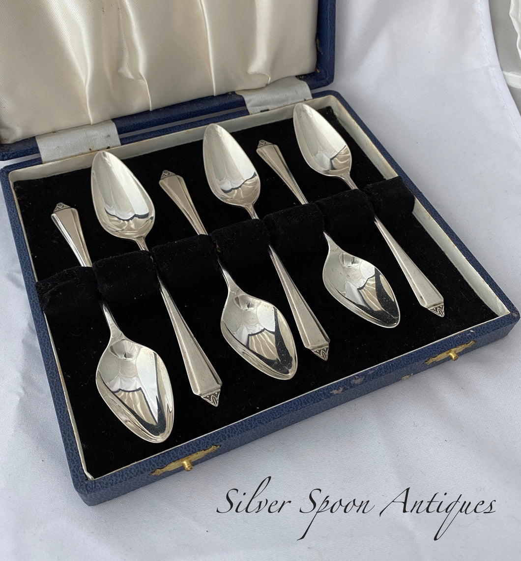 Set of six sterling silver grapefruit spoons, Sheffield, 1967