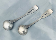 Load image into Gallery viewer, Pair of Rare Early Australian Salt Spoons, Felix LYNN, Sydney, 1830s